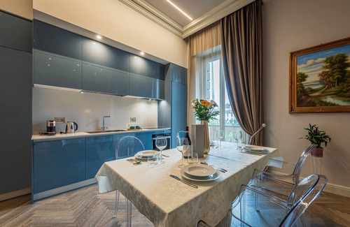 Alba Apartamento | Plaza View Luxury Apartment, Alba