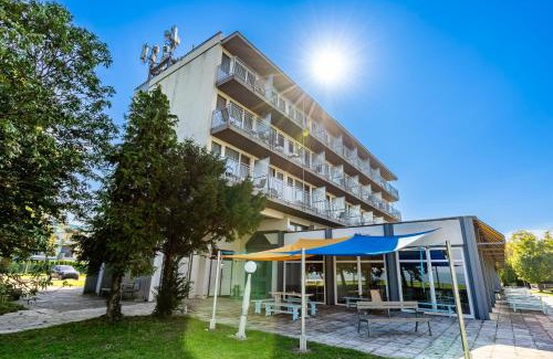 Siofok Hotel | Plazs Hotel Siófok