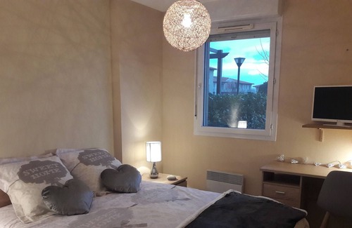 Saint-Martin Apartamento | Bonito T2, jardín, piscina, cancha de tenis, estacionamiento privado.