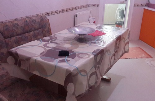 Ain Zaghouan Apartamento | Agradable apartamento cerca de todos los servicios.