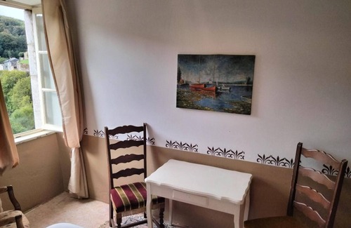 La Salvetat-sur-Agout Apartamento | Pleasant Apartment La Salvetat Agout with Terrace and Mountain View