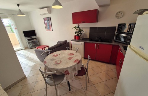 Arles Apartamento | Apartamento agradable en barrio residencial muy tranquilo.