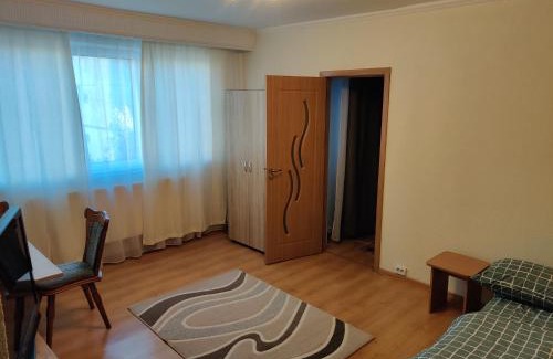 Pitesti Apartamento | Pleasant Banat apartment near amenities