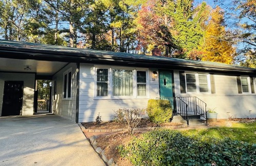 Cary Casa | Pleasant Experience in this City Ranch - Downtown Cary