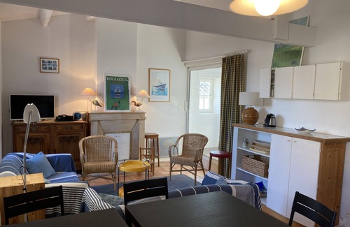 La Couarde-sur-Mer Casa | Casa de pueblo muy bien situada entre el centro del pueblo y la playa.