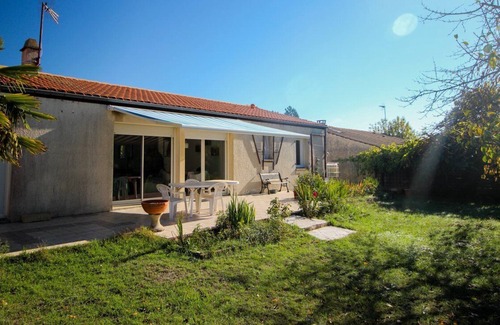 Sainte-Soulle Casa | Pleasant family house open to garden + air conditioning