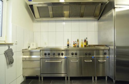 Bad Ems Casa | Pleasant Holiday Home in Kemmenau with Sauna