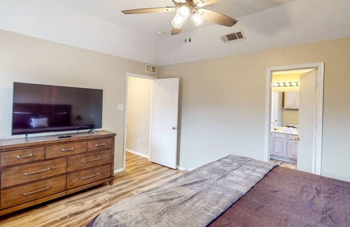 Azle Casa | Pleasant home near lake with furnished, inviting deck & firepit - dog-friendly