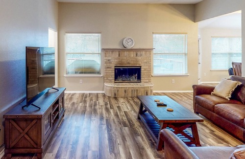 Azle Casa | Pleasant home near lake with furnished, inviting deck & firepit - dog-friendly
