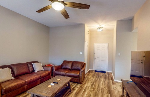 Azle Casa | Pleasant home near lake with furnished, inviting deck & firepit - dog-friendly