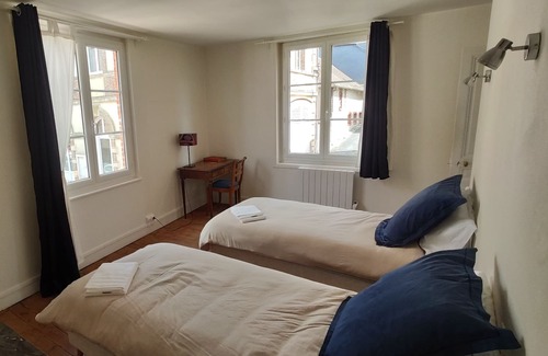 Cambremer Casa | Pleasant house in the heart of a typical village