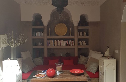 Bab Taghzout Casa | Pleasant riad in the heart of the medina with swimming pool and complimentary breakfasts