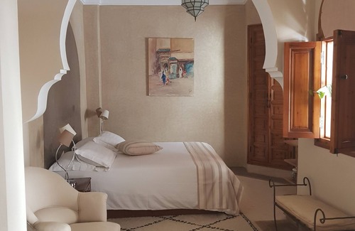 Bab Taghzout Casa | Pleasant riad in the heart of the medina with swimming pool and complimentary breakfasts