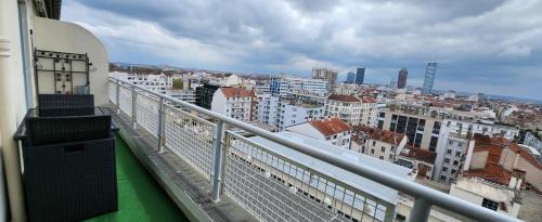 6th Arrondissement Apartamento | PLEIN SUD Terrasse Garage Netflix Climatisation