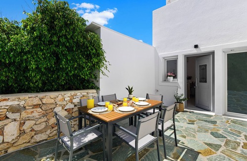 Naousa Apartamento | Plori Suite 3