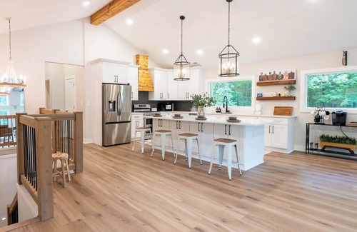 Helmsburg Casa | Plum Creek Lodge | Rustic Luxury Retreat
