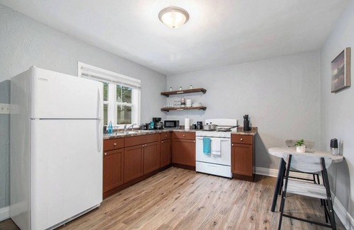 Michigan City Apartamento | Plush & Cozy Retreat Private FreeParking