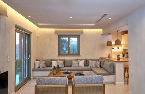 Skopelos Town Casa | Pnoé Residence