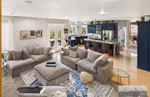 Philomath Casa | PNW Red Tail Ridge