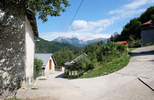 Tolmin Apartamento | Počitniška hiša Maria