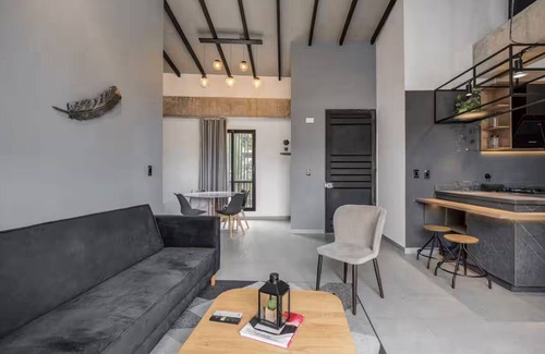 El Poblado Apartamento | Poblado, 5 min to San Lucas Plaza, Free parking