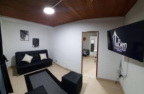 El Poblado Apartamento | Poblado Manila 150MB - Autocheckin