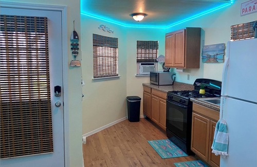 Port O Connor Cabina | POC Cabana on Maple St. Cozy little cabin, great location.