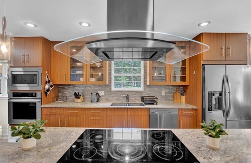 Tannersville Apartamento | Pocono Dream: Theater, Games & Luxury Stay