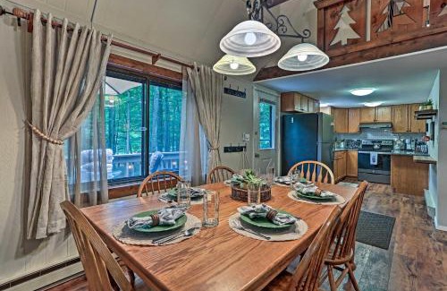 Pocono Lake Casa | Pocono Lake House Near Skiing and Kalahari Resort!
