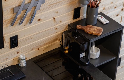 Scotrun Chalet De Esquí | Pocono Luxury Chalet Perfect Getaway for family with Fisfing, Paddle Boats