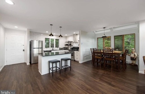 Tannersville Casa | Pocono Mountains Camelback Retreat Ski-in Ski-out