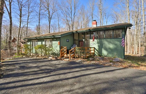 Pocono Pines Casa | Pocono Pines, Lake Naomi 4 bedrooms, 2 full bath