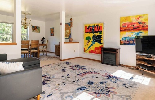Mount Pocahontas Casa | Pocono Tara - 3BR Home - Near Skiing & Lakes!