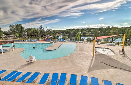 Tobyhanna Cabaña | Pocono Vacation Rental With Game Room!