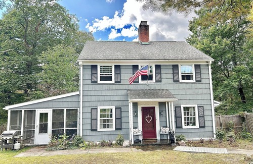 Canadensis Casa | Poconos "Bear House" at Skytop, historic family home perfect to enjoy nature