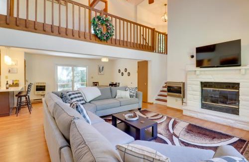 Tobyhanna Casa | Poconos Cabin Serene Deck, Fire Pit and Game Room