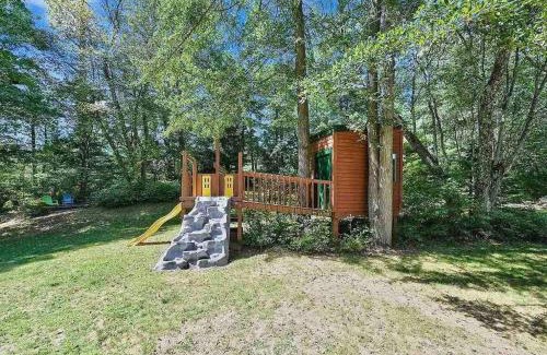 Lake Harmony Casa | Poconos Getaway! Lake Harmony!
