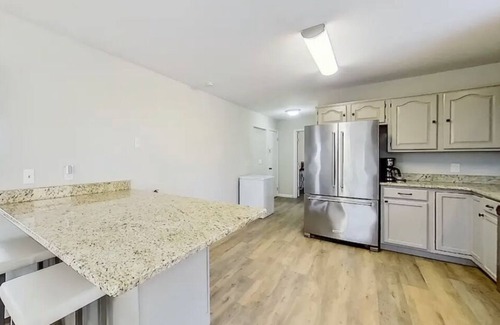 Stroudsburg Villa | Poconos Mountain mins to Camelback Ski Game room.
