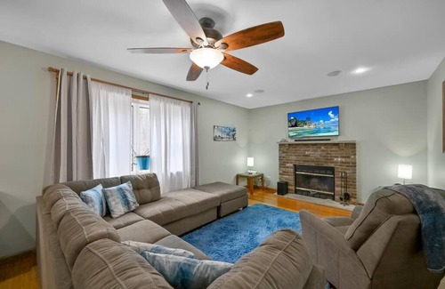 Tobyhanna Casa | Poconos Peaceful Retreat - Families & Large Groups