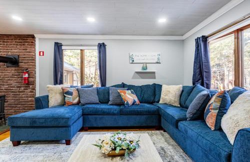 Pocono Summit Chalet De Esquí | Poconos Pines Retreat getaway near top attractions