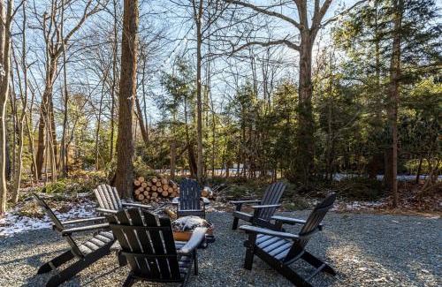 Pocono Summit Chalet De Esquí | Poconos Pines Retreat getaway near top attractions