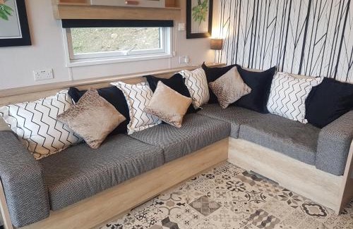 Llwyngwril Casa | POD1 Family Glamping with seaview & Wi-Fi