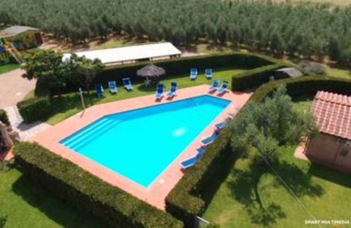 Castagneto Carducci Casa | Podere Campi Al Mare. Casa GELSOMINO- PISCINA - jardín privado - jacuzzi - wifi