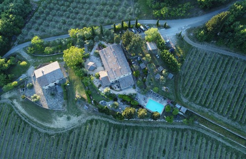 Castellina in Chianti Villa | Podere Palazzolo, ancient farmhouse nestled in the hills of Chianti Classico.