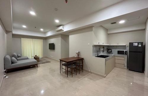 Medan Apartamento | Podomoro Delipark Apartemen Cozystay Empire Tower 3BR Medan