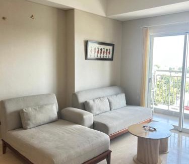 Medan Apartamento | Podomoro Delipark Apartemen Cozystay Empire Tower 3BR Medan