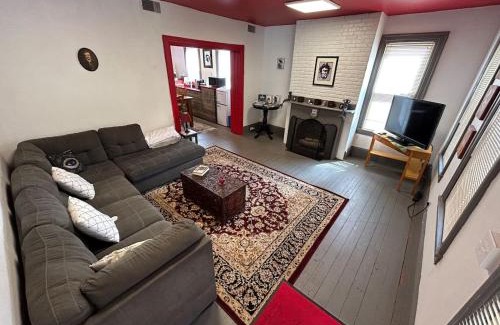 Milford Casa | Poe Themed Home Close to Beaches and DE Turf