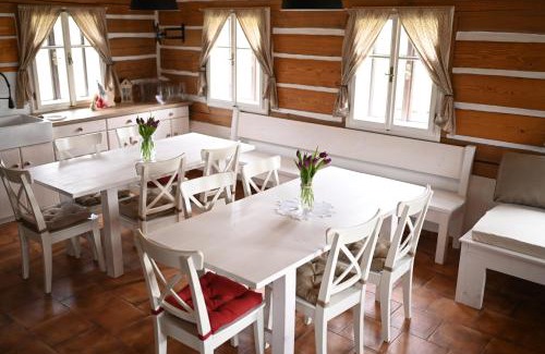 Nemojov Casa | Pohádková roubenka