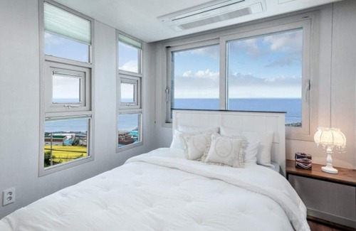 Pohang Casa | Pohang Unipool Villa