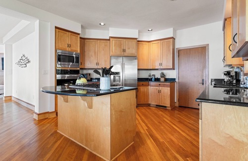 Manteo Casa | Point Break - BP25 | Hot tub | Firepit | Pool Table | Pet-Friendly